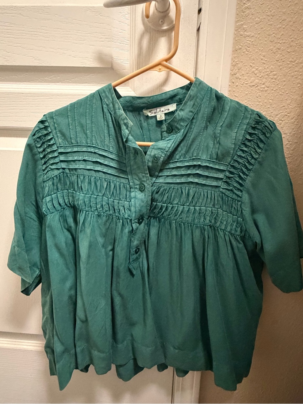 Solitaire Teal Button-Front Pintuck Blouse